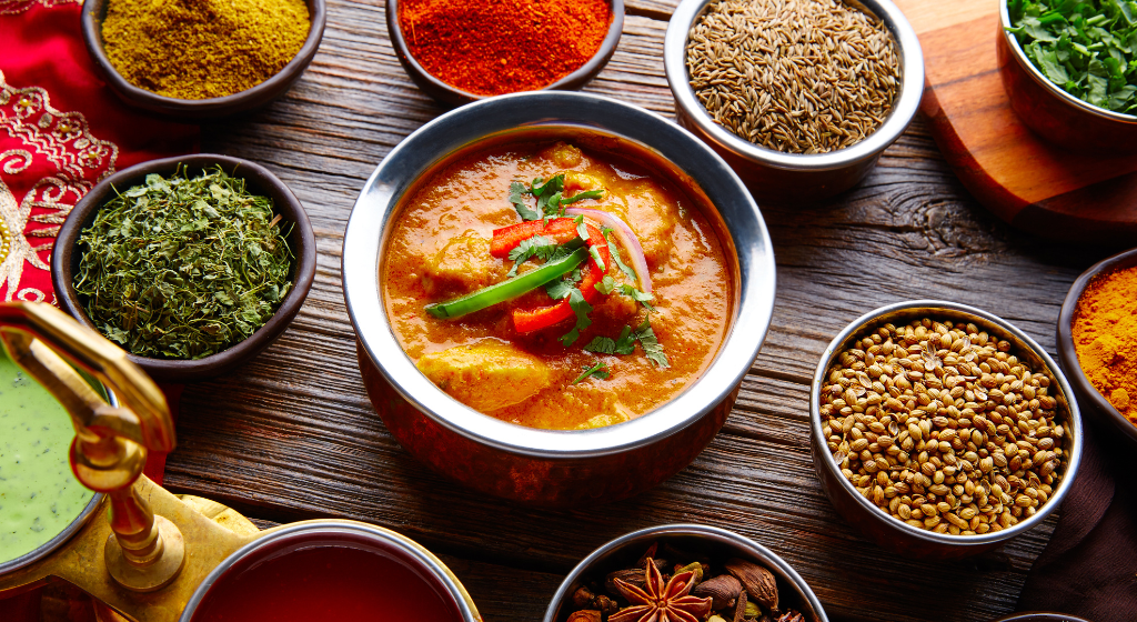 チキンエキスとは？基礎知識から食品業界での活用、選び方まで解説