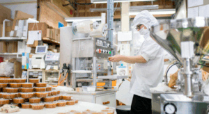 食品工場の省力化とは？背景や重要性、具体的な改善アイデアをご紹介