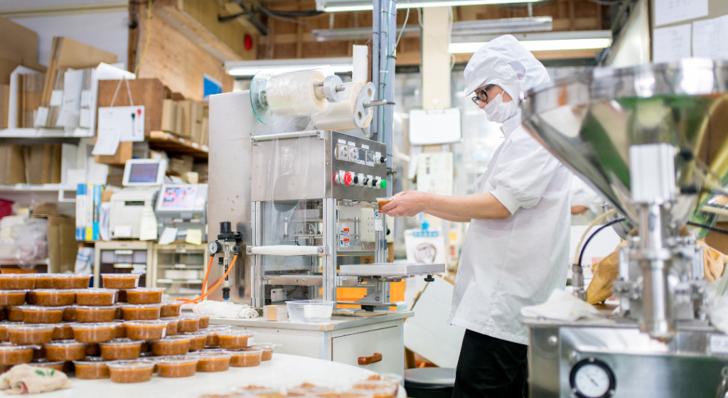 食品工場の省力化とは？背景や重要性、具体的な改善アイデアをご紹介